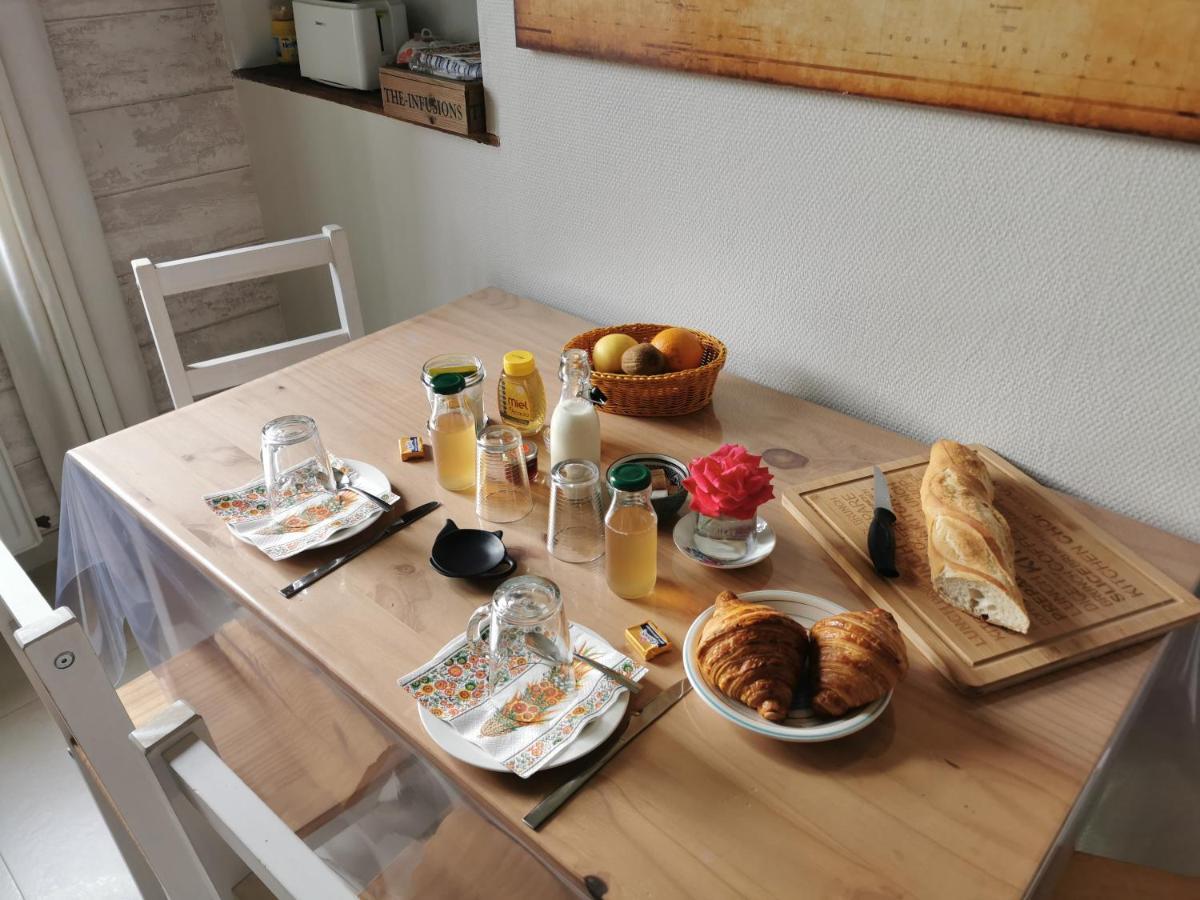 La Coticia Bed & Breakfast Coutiches Luaran gambar